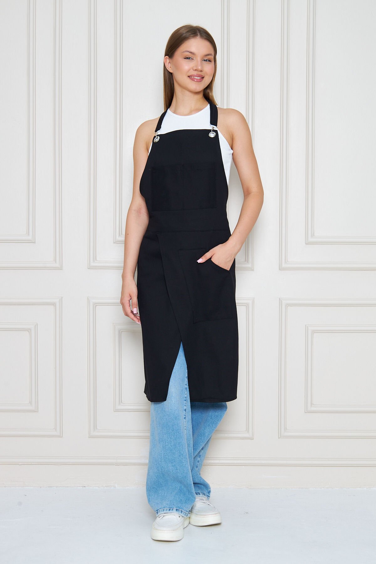 Unisex Sanatçı Önlüğü – Pamuklu, Cepli, Ayarlanabilir Askılı – Bahçıvan, Ressam, Öğretmen Önlüğü