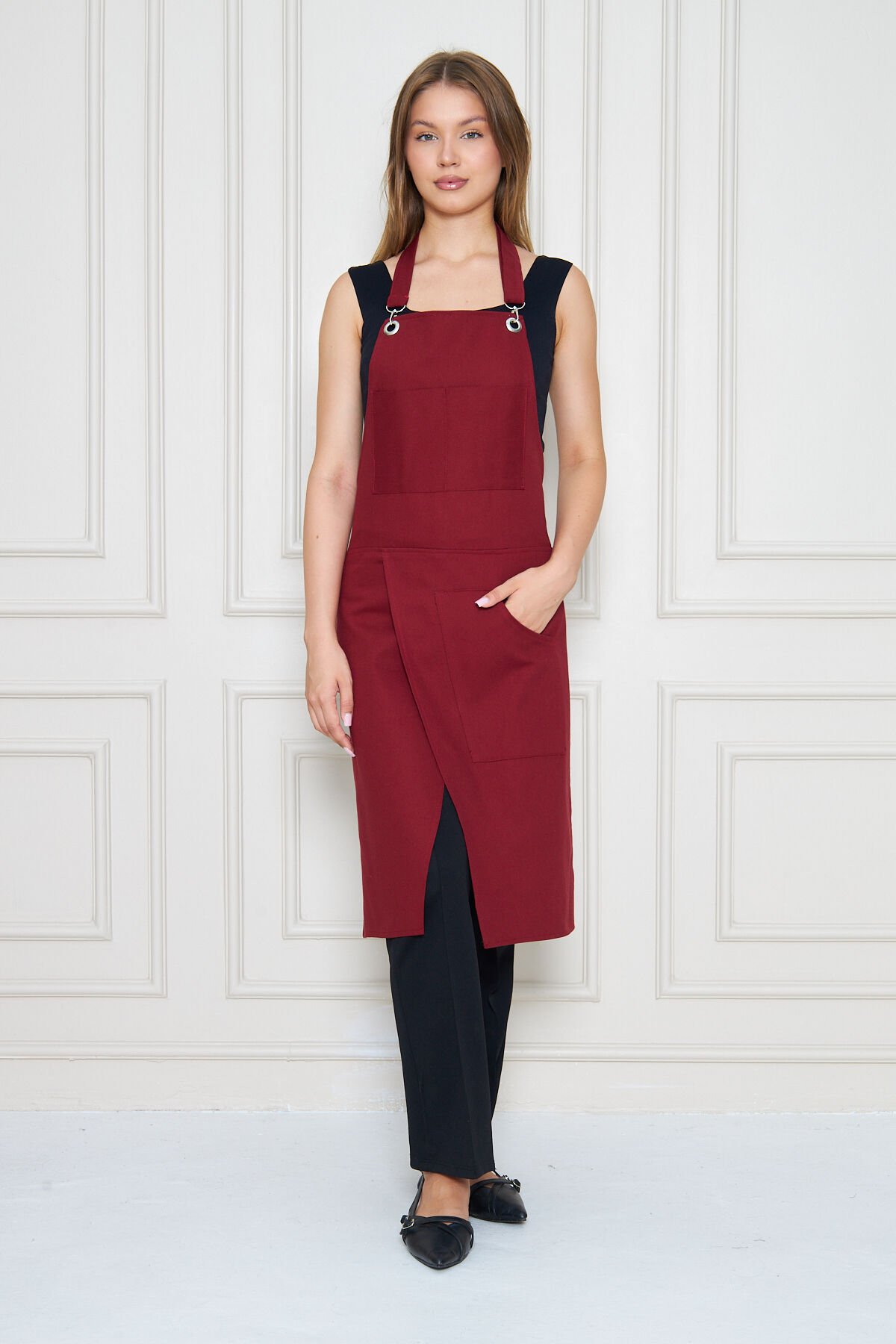 Unisex Sanatçı Önlüğü – Pamuklu, Cepli, Ayarlanabilir Askılı – Bahçıvan, Ressam, Öğretmen Önlüğü