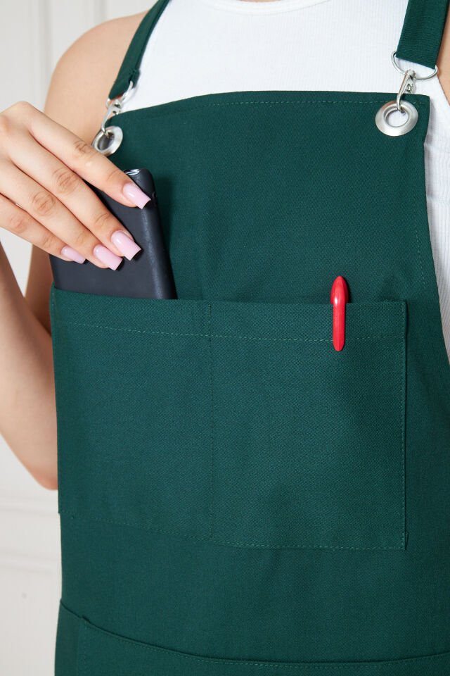 Unisex Sanatçı Önlüğü – Pamuklu, Cepli, Ayarlanabilir Askılı – Bahçıvan, Ressam, Öğretmen Önlüğü